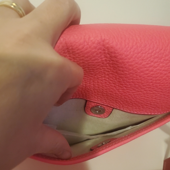 Vince Camuto BNWT Leather Neon Fuschia Handbag - Picture 7 of 14